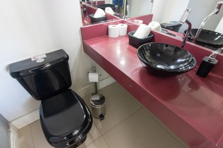 Apartamento à venda com 119m², 2 quartos e 2 vagas Apartamento à venda com 119m², 2 quartos e 2 vagasLavabo