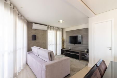 Apartamento à venda com 119m², 2 quartos e 2 vagas Apartamento à venda com 119m², 2 quartos e 2 vagasSala de TV