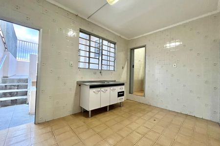 Casa à venda com 100m², 3 quartos e 1 vaga Casa à venda com 100m², 3 quartos e 1 vagaCozinha