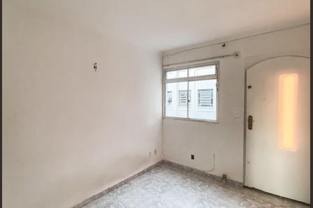 Sala de apartamento para alugar com 2 quartos, 50m² em Vila Silvia, São Paulo