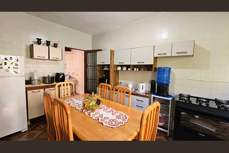 Casa à venda com 100m², 2 quartos e sem vaga Casa à venda com 100m², 2 quartos e sem vagaCozinha