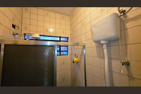 Casa à venda com 100m², 2 quartos e sem vaga Casa à venda com 100m², 2 quartos e sem vagaBanheiro