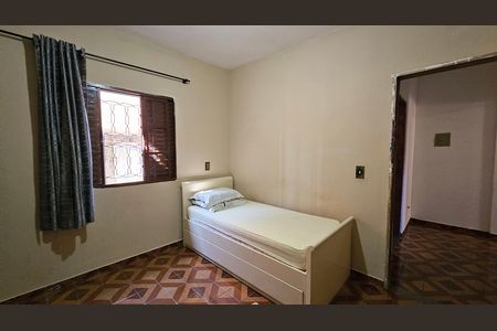 Casa à venda com 100m², 2 quartos e sem vaga Casa à venda com 100m², 2 quartos e sem vagaQuarto 2