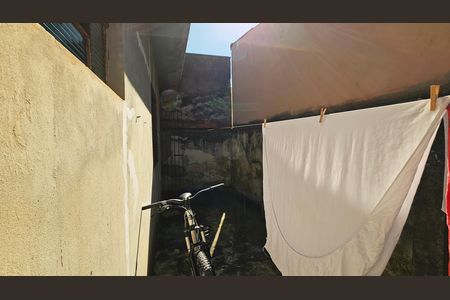 Casa à venda com 100m², 2 quartos e sem vaga Casa à venda com 100m², 2 quartos e sem vagaÁrea externa