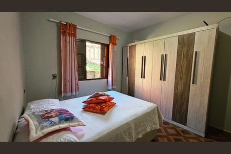 Casa à venda com 100m², 2 quartos e sem vaga Casa à venda com 100m², 2 quartos e sem vagaQuarto