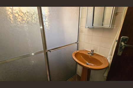 Casa à venda com 100m², 2 quartos e sem vaga Casa à venda com 100m², 2 quartos e sem vagaBanheiro