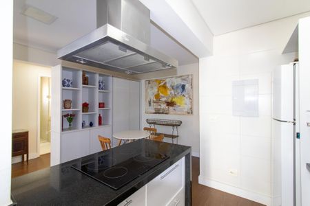 Apartamento à venda com 95m², 1 quarto e 2 vagas Apartamento à venda com 95m², 1 quarto e 2 vagasCozinha
