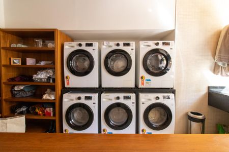 Apartamento à venda com 95m², 1 quarto e 2 vagas Apartamento à venda com 95m², 1 quarto e 2 vagasLavanderia