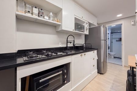 Apartamento à venda com 35m², 2 quartos e sem vaga Apartamento à venda com 35m², 2 quartos e sem vagaCozinha e Área de Serviço