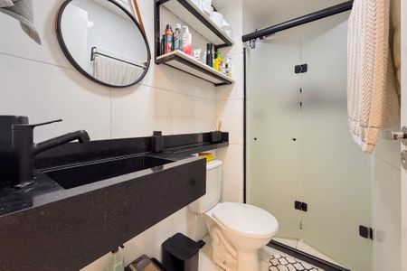 Apartamento à venda com 35m², 2 quartos e sem vaga Apartamento à venda com 35m², 2 quartos e sem vagaBanheiro
