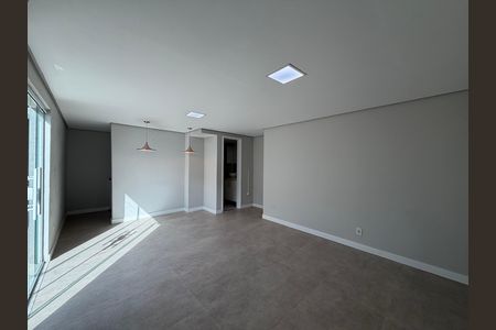 Apartamento à venda com 136m², 3 quartos e 1 vaga Apartamento à venda com 136m², 3 quartos e 1 vagaTerraço