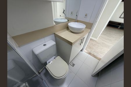 Apartamento à venda com 136m², 3 quartos e 1 vaga Apartamento à venda com 136m², 3 quartos e 1 vagaTerraço - Banheiro
