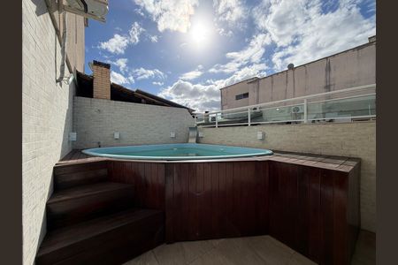 Apartamento à venda com 136m², 3 quartos e 1 vaga Apartamento à venda com 136m², 3 quartos e 1 vagaTerraço - Piscina