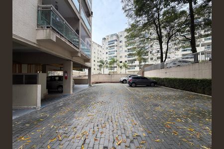 Apartamento à venda com 136m², 3 quartos e 1 vaga Apartamento à venda com 136m², 3 quartos e 1 vagaÁrea comum