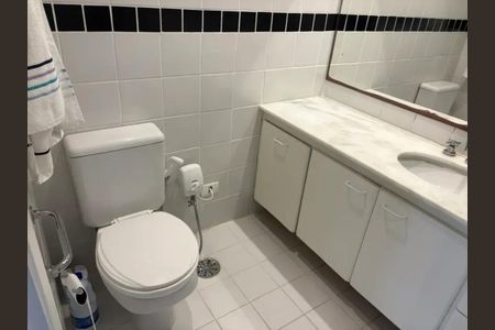 Casa à venda com 264m², 5 quartos e 2 vagas Casa à venda com 264m², 5 quartos e 2 vagasFoto 20