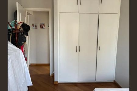 Foto 22 de casa à venda com 5 quartos, 264m² em Parque Regina, São Paulo