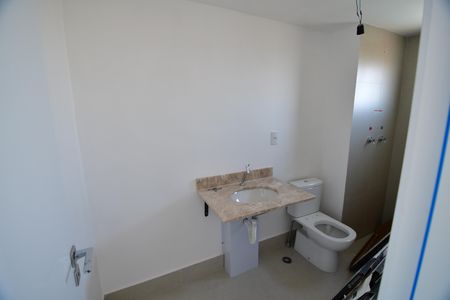 Apartamento à venda com 105m², 2 quartos e 2 vagasBanheiro Suíte