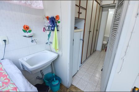 Apartamento à venda com 107m², 3 quartos e 1 vaga Apartamento à venda com 107m², 3 quartos e 1 vagaÁrea de Serviço