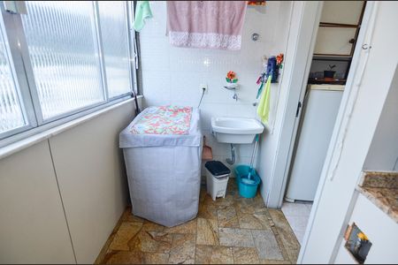 Apartamento à venda com 107m², 3 quartos e 1 vaga Apartamento à venda com 107m², 3 quartos e 1 vagaÁrea de Serviço
