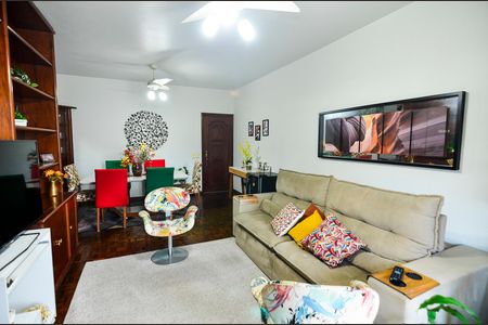 Apartamento à venda com 107m², 3 quartos e 1 vaga Apartamento à venda com 107m², 3 quartos e 1 vagaSala