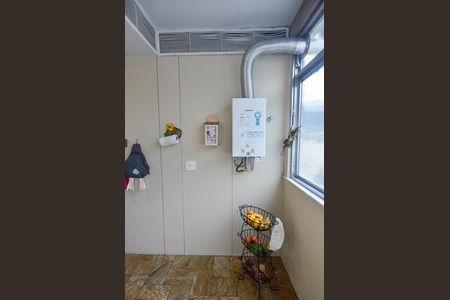 Apartamento à venda com 107m², 3 quartos e 1 vaga Apartamento à venda com 107m², 3 quartos e 1 vagaÁrea de Serviço