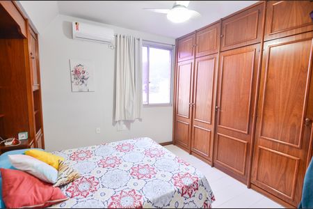 Apartamento à venda com 107m², 3 quartos e 1 vaga Apartamento à venda com 107m², 3 quartos e 1 vagaSuíte