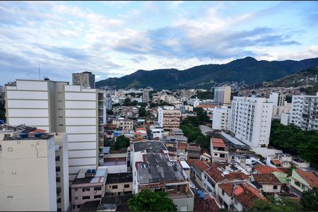 Apartamento à venda com 107m², 3 quartos e 1 vaga Apartamento à venda com 107m², 3 quartos e 1 vagaSala