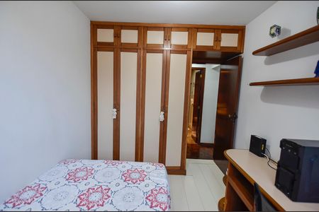 Apartamento à venda com 107m², 3 quartos e 1 vaga Apartamento à venda com 107m², 3 quartos e 1 vagaQuarto 2