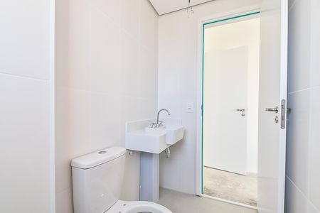 Apartamento à venda com 78m², 2 quartos e 1 vaga Apartamento à venda com 78m², 2 quartos e 1 vagaBanheiro da suíte 1