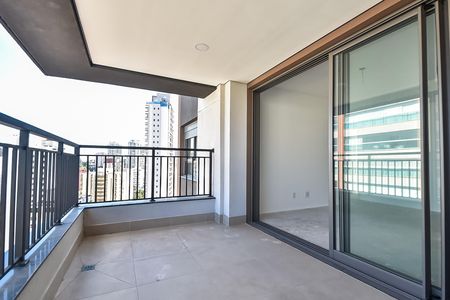 Apartamento à venda com 78m², 2 quartos e 1 vaga Apartamento à venda com 78m², 2 quartos e 1 vagaVaranda