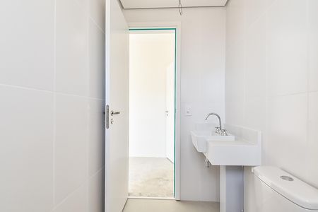 Apartamento à venda com 78m², 2 quartos e 1 vaga Apartamento à venda com 78m², 2 quartos e 1 vagaBanheiro da suíte 2