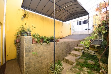 Casa à venda com 112m², 2 quartos e 1 vagaVaranda/Garagem
