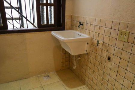 Apartamento para alugar com 75m², 2 quartos e sem vaga Apartamento para alugar com 75m², 2 quartos e sem vagaÁrea de Serviço