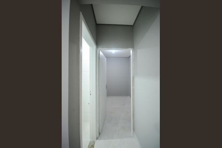 Corredor de casa para alugar com 1 quarto, 55m² em Vila Pereira Cerca, São Paulo
