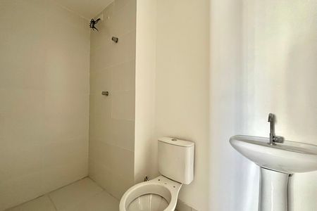 Apartamento para alugar com 30m², 1 quarto e sem vagaBanheiro da Suíte