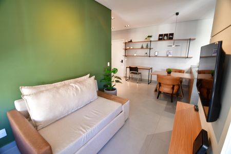 Sala de apartamento para alugar com 1 quarto, 46m² em Centro, Campinas