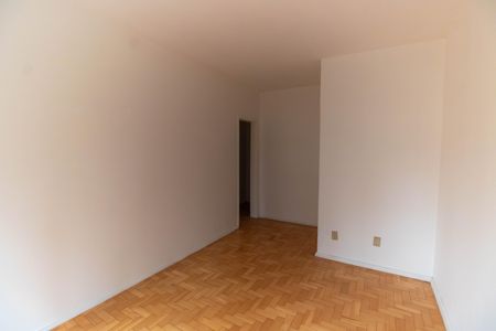 Apartamento à venda com 85m², 2 quartos e sem vaga Apartamento à venda com 85m², 2 quartos e sem vagaSala