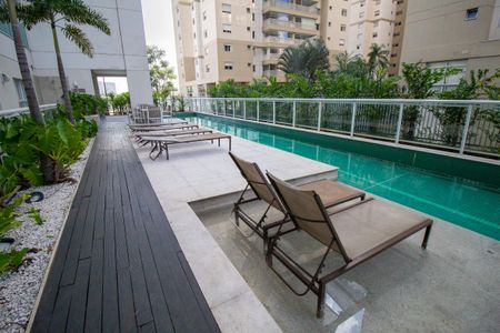 Apartamento para alugar com 120m², 2 quartos e 1 vaga Apartamento para alugar com 120m², 2 quartos e 1 vagaÁrea comum - Piscina