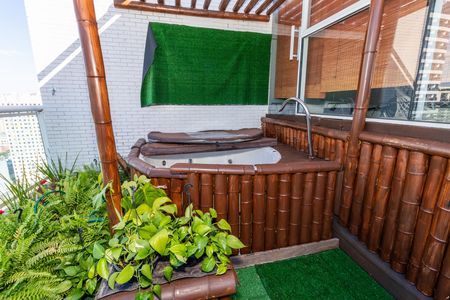 Apartamento para alugar com 120m², 2 quartos e 1 vaga Apartamento para alugar com 120m², 2 quartos e 1 vagaQuintal