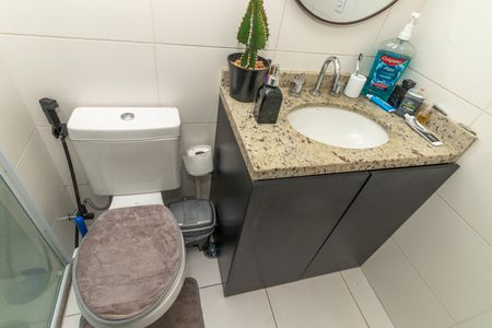 Apartamento para alugar com 120m², 2 quartos e 1 vaga Apartamento para alugar com 120m², 2 quartos e 1 vagaBanheiro da Suíte 1