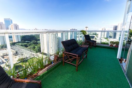 Apartamento para alugar com 120m², 2 quartos e 1 vaga Apartamento para alugar com 120m², 2 quartos e 1 vagaQuintal