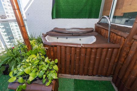 Apartamento para alugar com 120m², 2 quartos e 1 vaga Apartamento para alugar com 120m², 2 quartos e 1 vagaQuintal