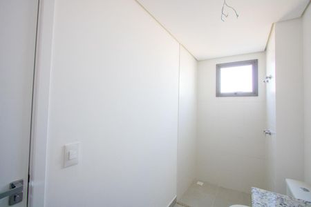 Apartamento à venda com 134m², 3 quartos e 2 vagas Apartamento à venda com 134m², 3 quartos e 2 vagasBanheiro do quarto 1