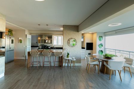 Sala de apartamento para alugar com 3 quartos, 135m² em Taquaral, Campinas