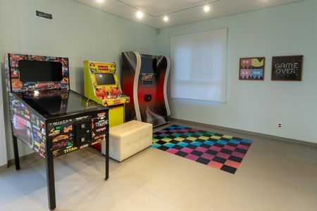 Apartamento para alugar com 135m², 3 quartos e 3 vagas Apartamento para alugar com 135m², 3 quartos e 3 vagasÁrea Comum - Salão de Jogos Infantil