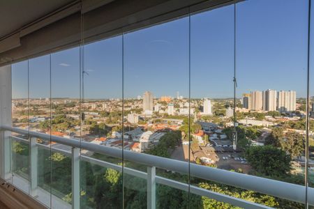Vista da Sala de apartamento para alugar com 3 quartos, 135m² em Taquaral, Campinas