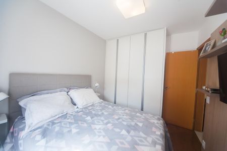 quarto 1 de apartamento à venda com 2 quartos, 65m² em Buritis, Belo Horizonte