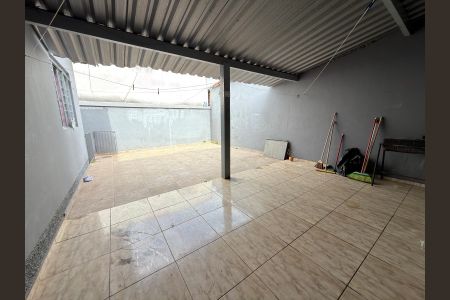 Casa para alugar com 90m², 3 quartos e 2 vagas Casa para alugar com 90m², 3 quartos e 2 vagasÁrea externa