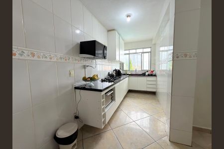 Cozinha de casa à venda com 3 quartos, 90m² em Jaqueline, Belo Horizonte