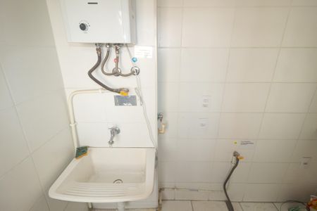 Apartamento para alugar com 47m², 2 quartos e sem vaga Apartamento para alugar com 47m², 2 quartos e sem vagaCozinha e Área de Serviço
